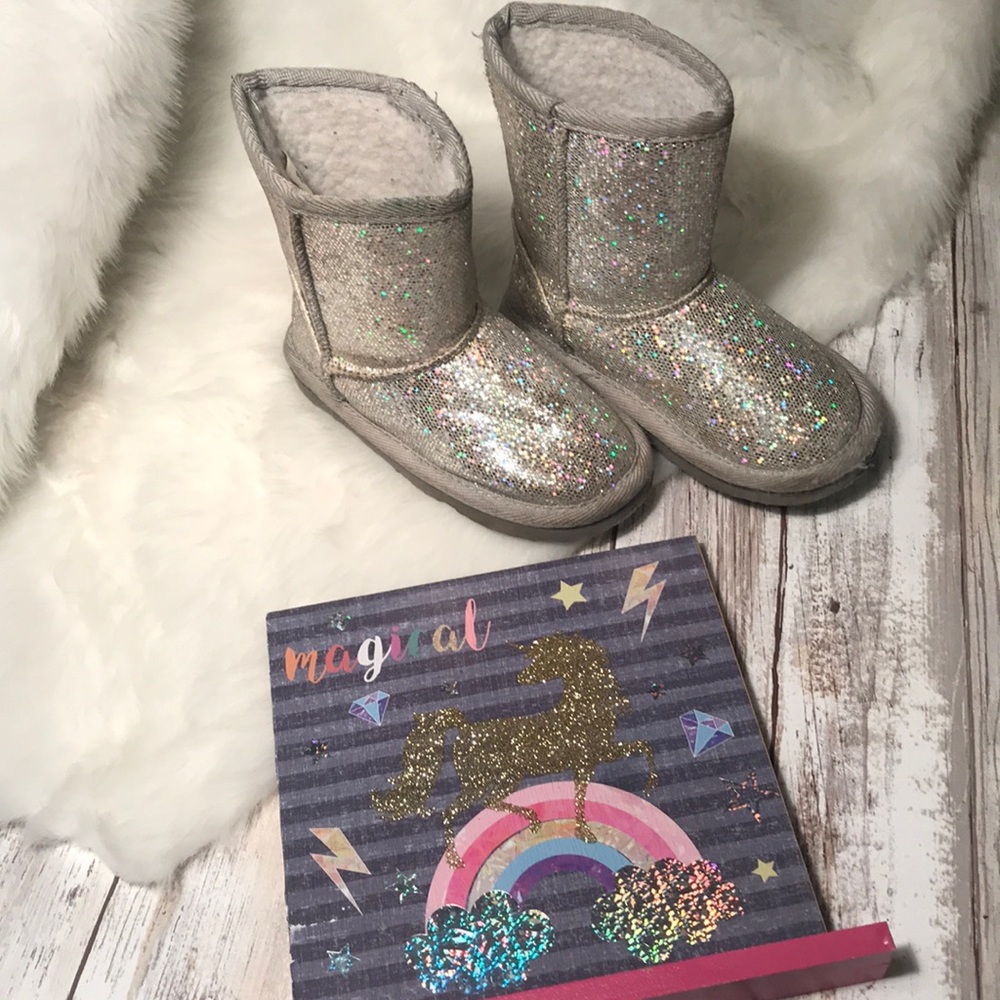 Glitter Boots- 7 toddler- multicolored